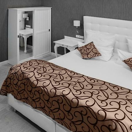 Haus Hotel & Pension Villa Laluna 블랑켄부르크 외부 사진