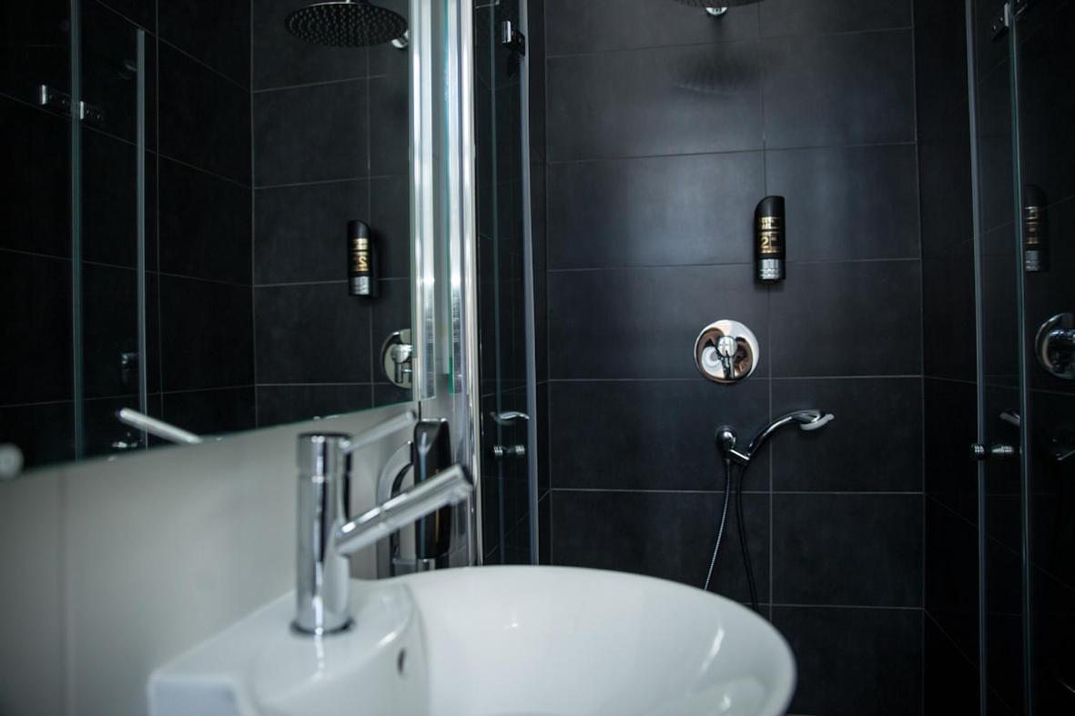 Haus Hotel & Pension Villa Laluna 블랑켄부르크 외부 사진