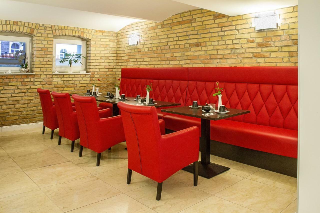 Haus Hotel & Pension Villa Laluna 블랑켄부르크 외부 사진