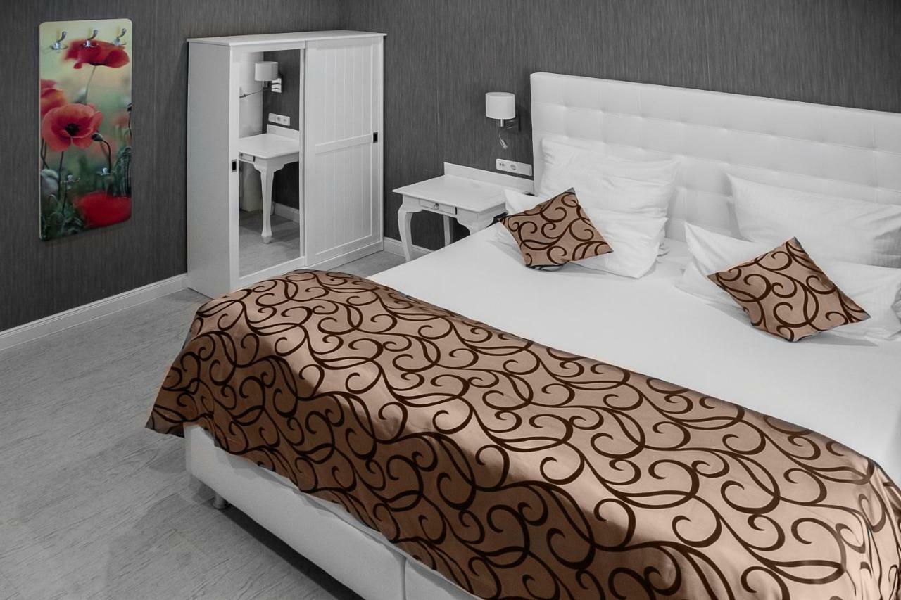 Haus Hotel & Pension Villa Laluna 블랑켄부르크 외부 사진